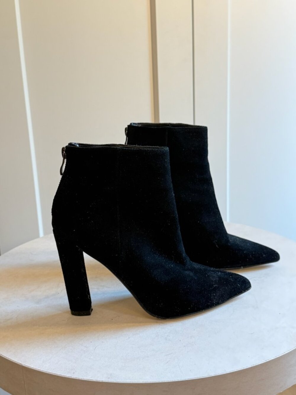 Steve Madden Cherre Black Suede Pointed Toe Booties Size 7.5